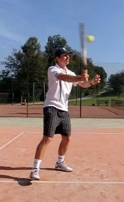 punch tennis volley Punching a tennis volley