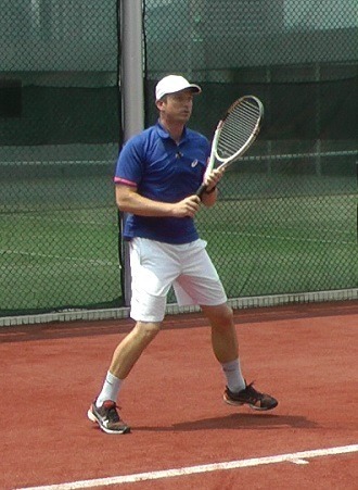 breathing-rally breathe during a tennis rally