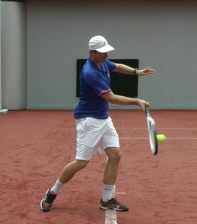 ideal-contact-point forehand ideal contact point
