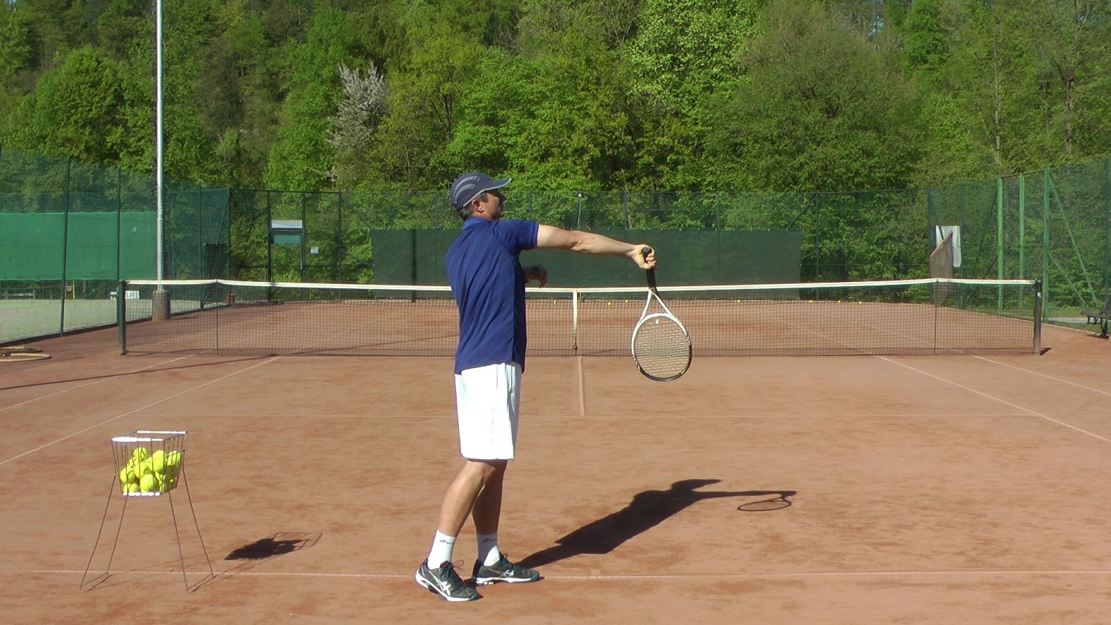 difficulty of tennis serve