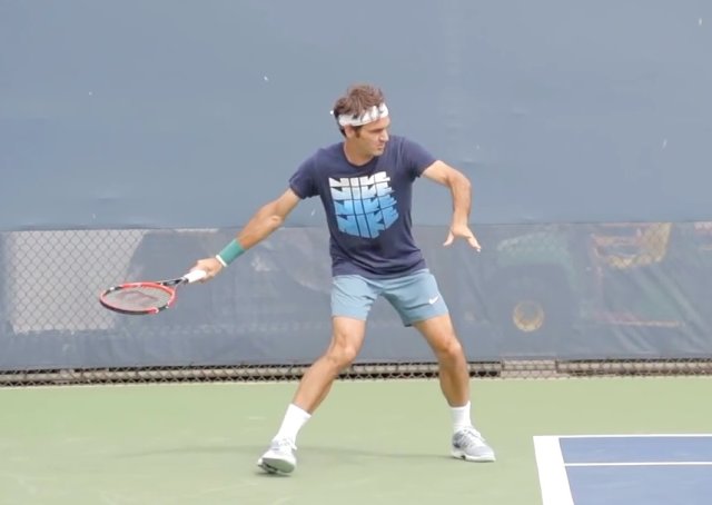 forehand-drop-federer Roger Federer's forehand drop technique