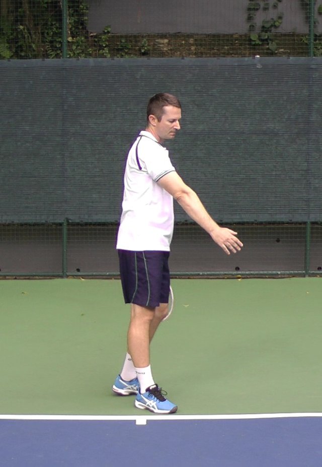 swing-zone ideal swing zone for backhand