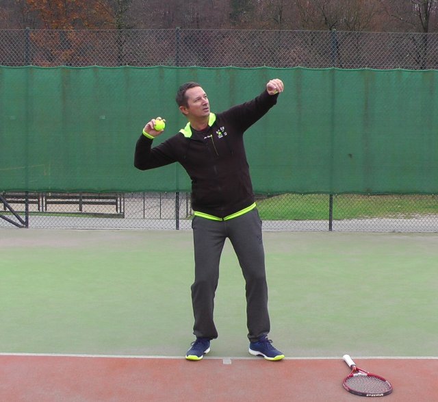 left-arm-up left arm up