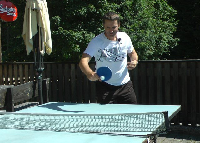 table-tennis-backhand table tennis backhand