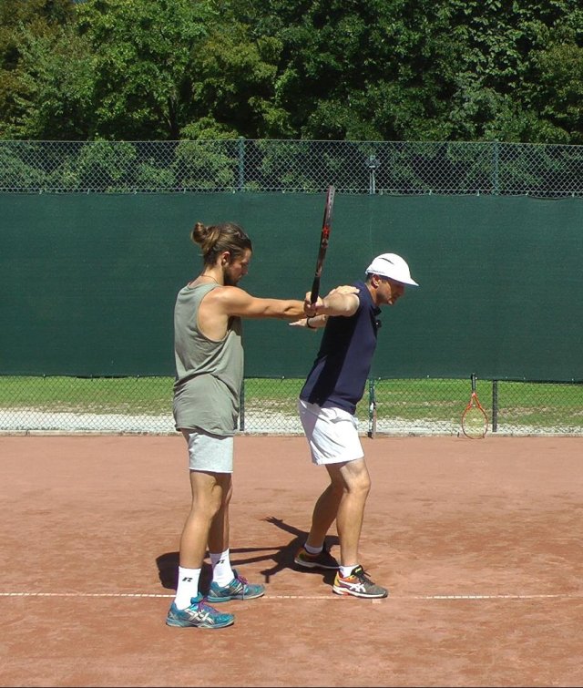 weak one-handed backhand