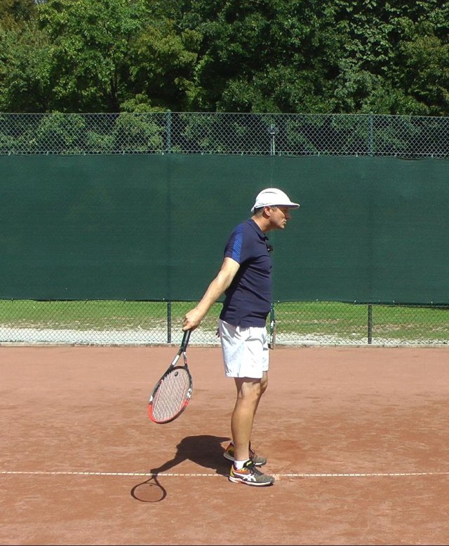 chopping backhand slice