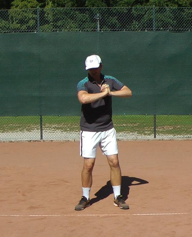 drill4-push forehand shoulders drill