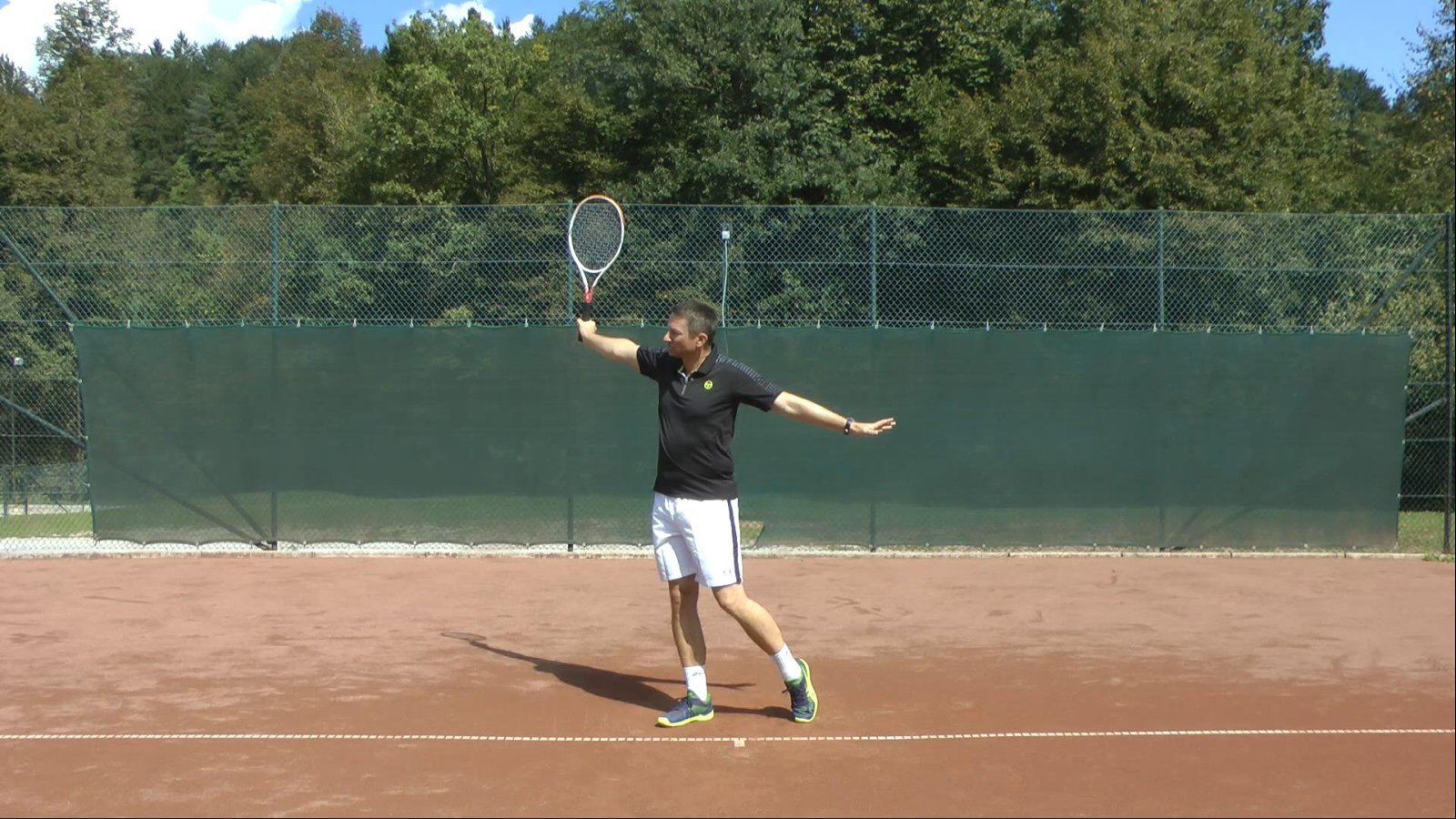 one-handed backhand tennis technique