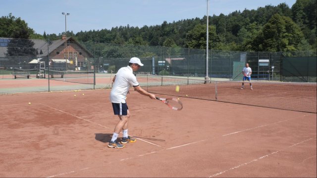 forehand-slice-spin forehand slice and spin