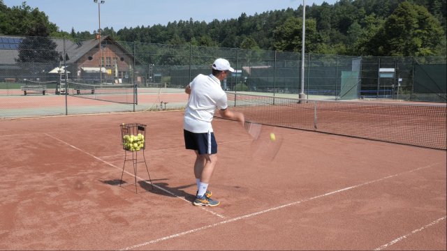 forehand-topspin-drill forehand topspin drill