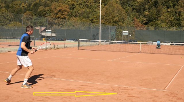 move-early Start moving before the ball is hit / fed...