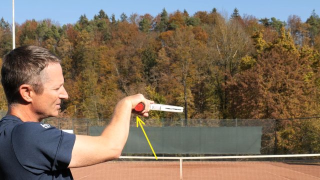 racket-handle-wrist racket handle pushes against the wrist